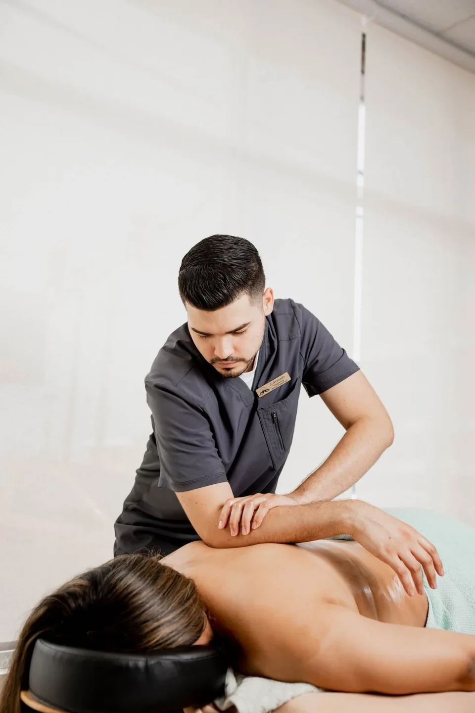 Masaje terapéutico en Ampax Massage